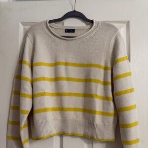Gap sweater NWT